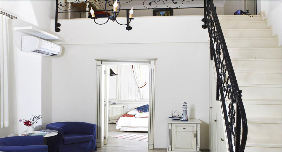 Bedroom 4, Alacati Marina Palace Otel, Çeşme