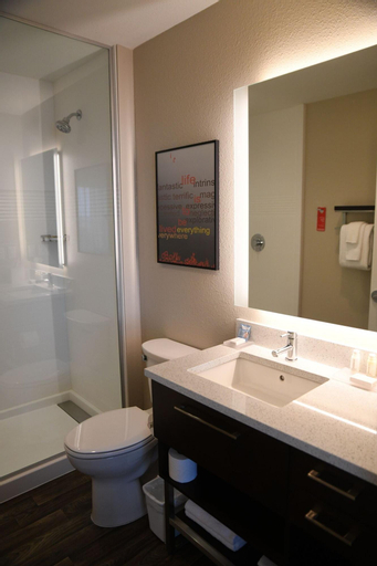 Bedroom 4, TownePlace Suites by Marriott Kansas City at Briarcliff, Jackson
