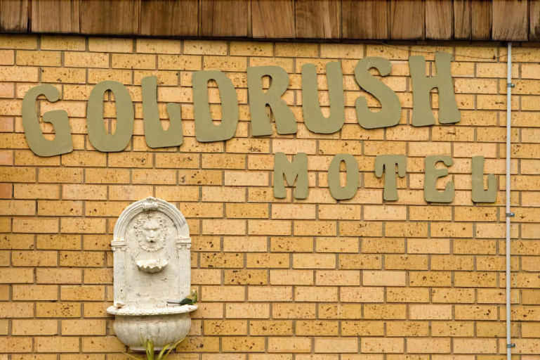 Exterior & Views 2, Young Goldrush Motel, Young