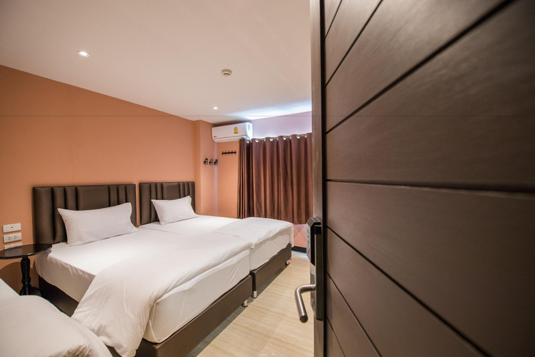 Bedroom 3, Let's Zzz Bangkok, Phra Nakhon
