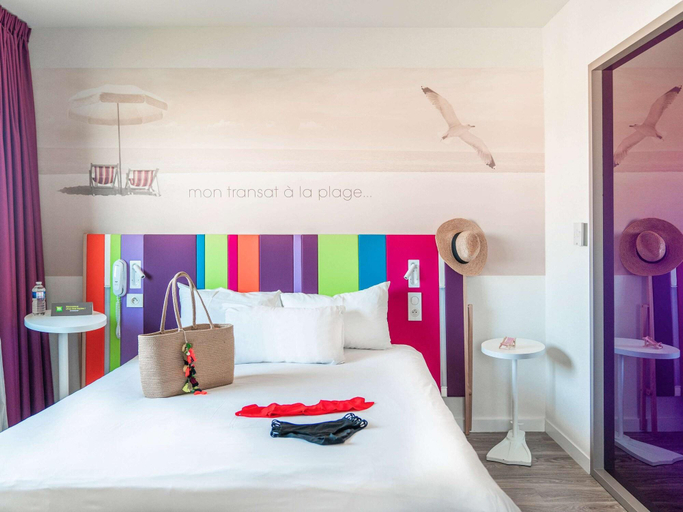 Bedroom 3, ibis Styles Les Sables - Olonne Sur Mer, Vendée