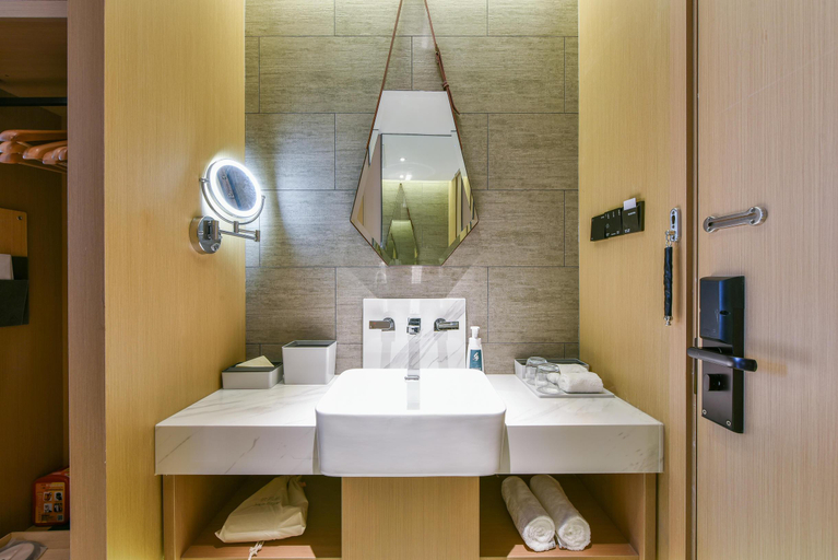 Bathroom 4, Beijing Wangjing 798 Art District Atour Hotel, Beijing