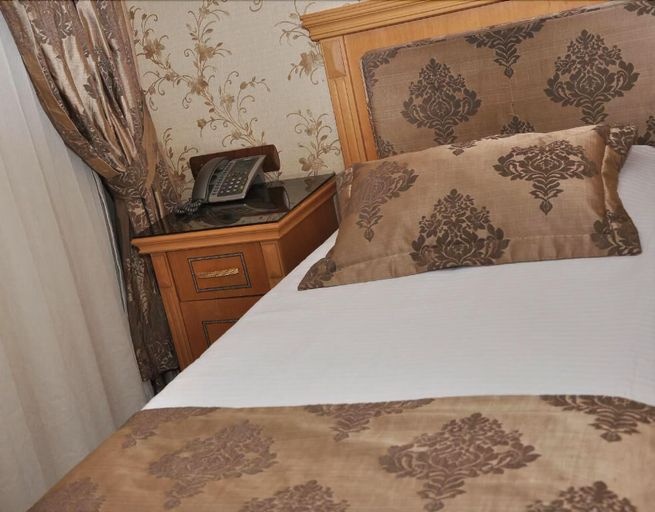 Bedroom 3, Grand Papirus Hotel, Beyoğlu