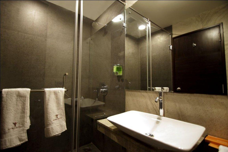 Bathroom 5, Astoria Hotels By Sparsa, Madurai