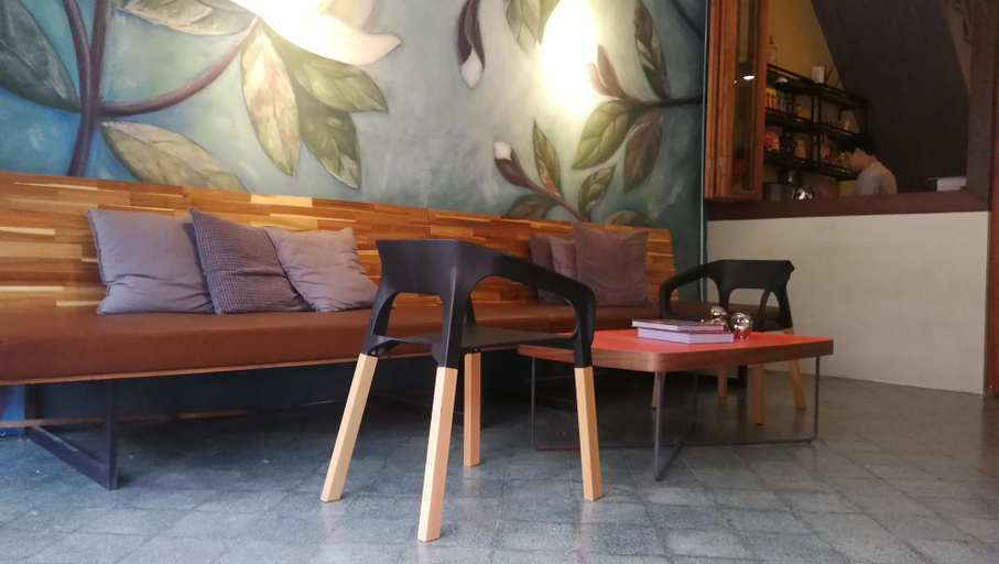 Public Area 2, Yu Cafe Hostel, Muang Songkhla