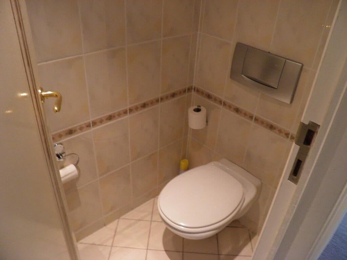 Bathroom 4, Hotel Le Moulin Des Ramiers, Namur