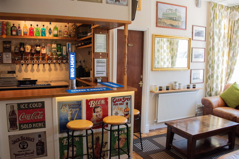 Food & Drinks, Q Accommodation, Blackpool