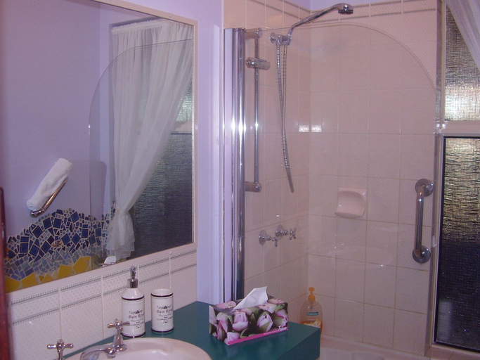 Bathroom, Busselton Marina Bed and Breakfast, Busselton