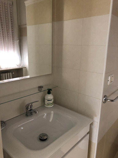 Bedroom 4, Mare d'Amare, Ascoli Piceno