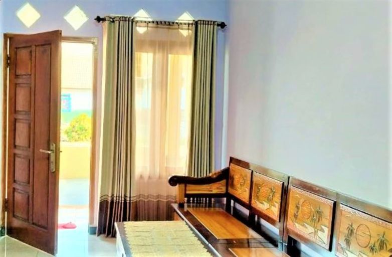 Bedroom 2, Feni Homestay, Probolinggo