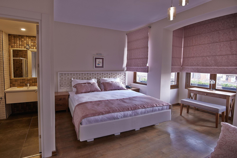Bedroom 4, Arart Hotel, Beyoğlu