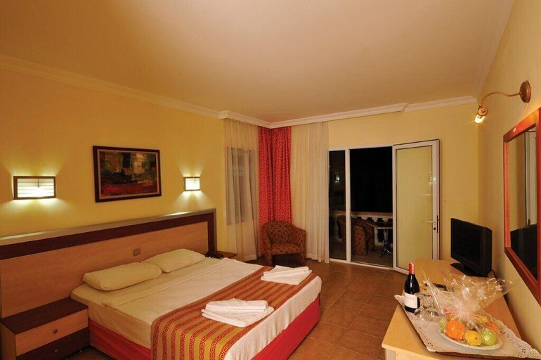 Bedroom 2, Phoenix Sun Hotel, Bodrum