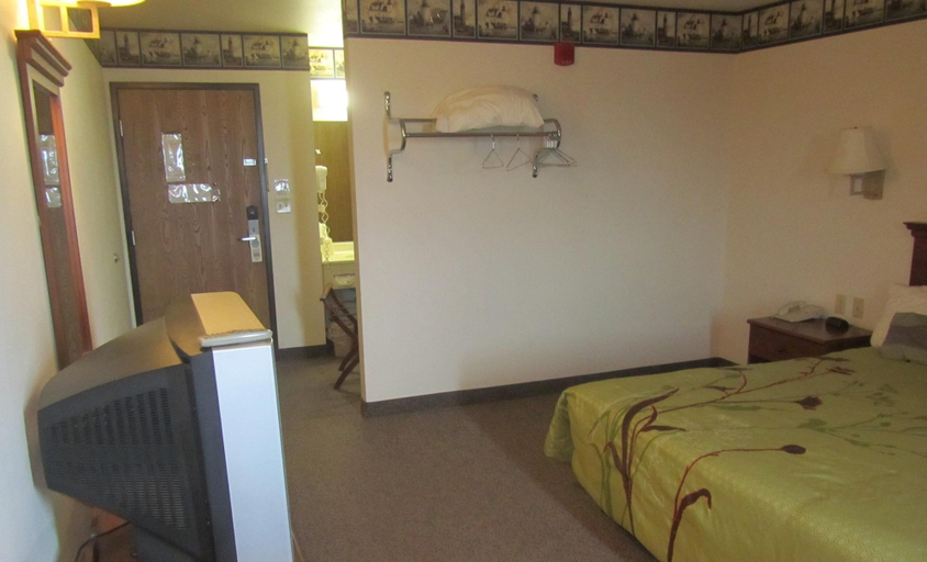 Bedroom 4, Park View Inn Suites And Conference Center, Kossuth