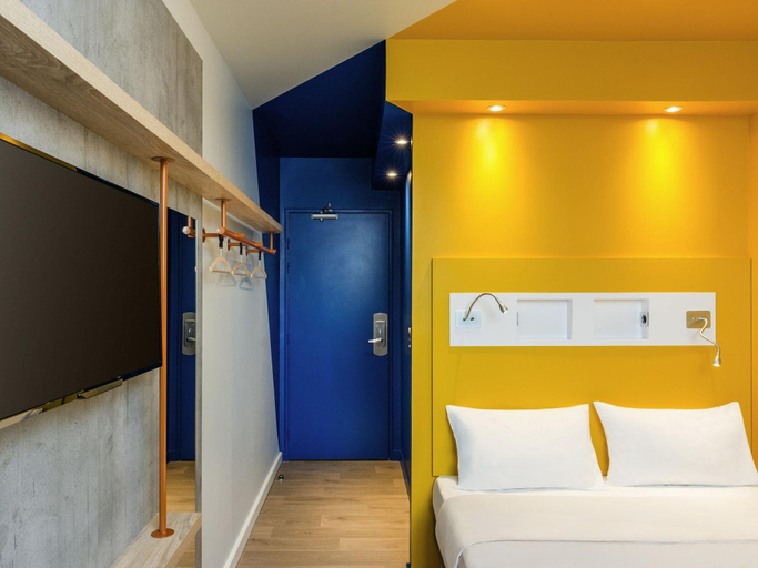 Bedroom 4, Ibis Budget Auxerre Centre, Yonne