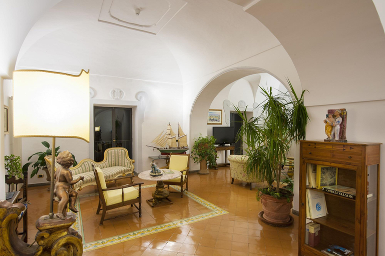 Public Area 4, Miramare, Salerno