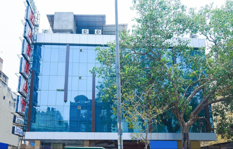 Exterior & Views 2, Hotel Mannat Int, Delhi