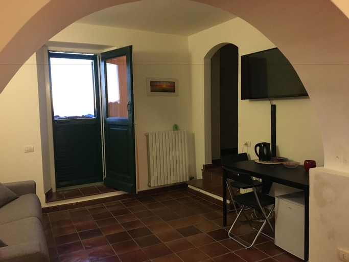 Others 5, Montemarcello Holiday Home, La Spezia