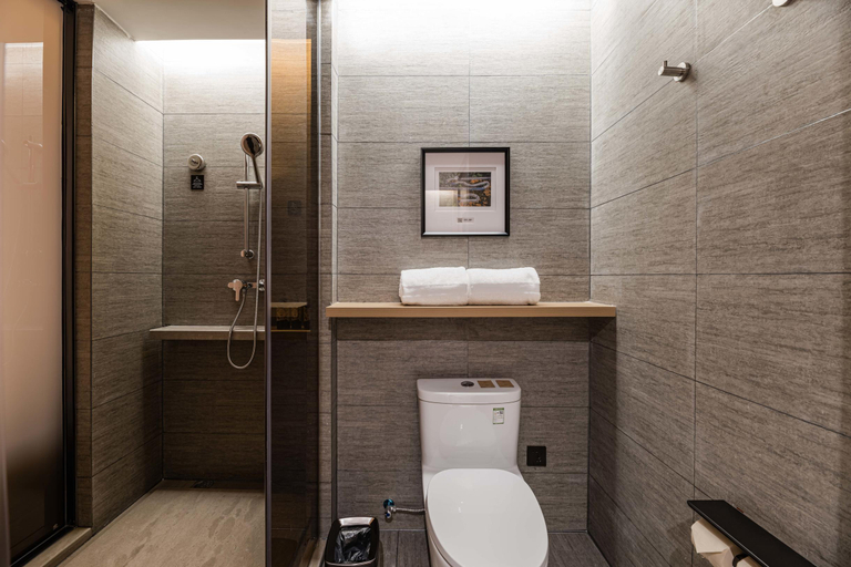 Bathroom 4, Atour Hotel Fuzhou Wusi Road Hot Spring Park, Fuzhou