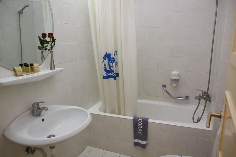 Bathroom 2, Coral Hotel - Adults Only - All Inclusive, Crete