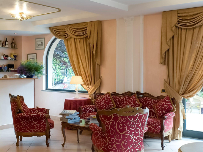 Public Area 3, Hotel Louis II, Roma