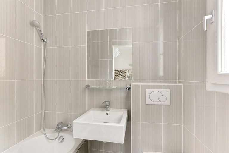 Bathroom 5, Hôtel Maât Etoile, Paris