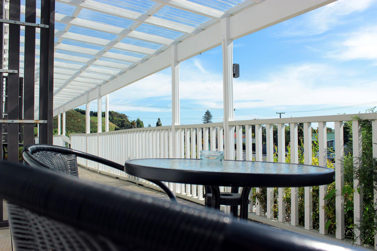 Public Area 2, Te Awa Motel, Wanganui