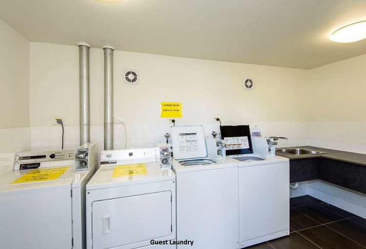 Public Area 2, Coral Sands Motel, Mackay - Pt A