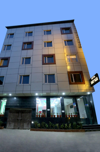 Exterior & Views 2, Hotel Smart Inn Near Delhi Airport , Delhi
