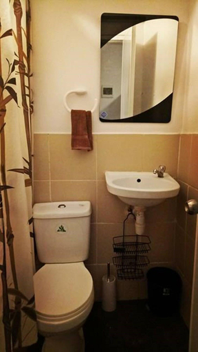 Bathroom 3, Darvy Suites, Muntinlupa