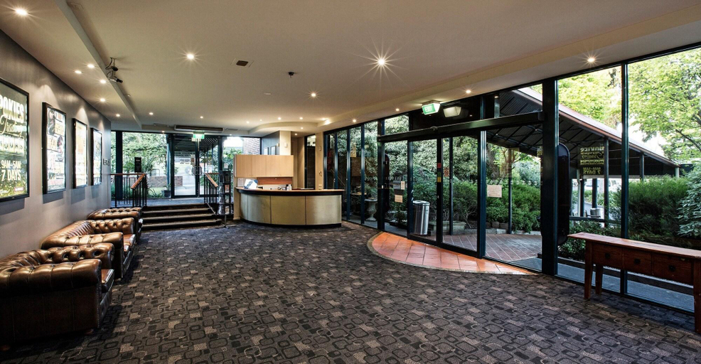 Public Area 3, Burvale Hotel, Whitehorse - Nunawading E.