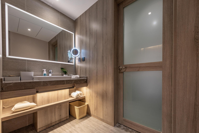 Bathroom 4, Atour Hotel Hi-tech Zone Guilin, Guilin