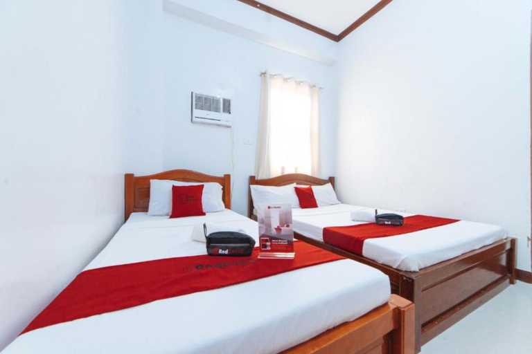 Bedroom 3, RedDoorz @ D Maagma Street, Kalibo