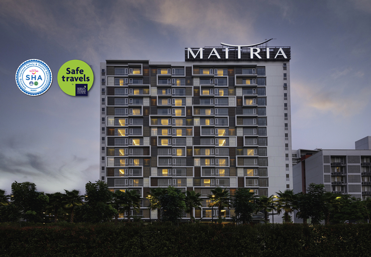 Exterior & Views 19