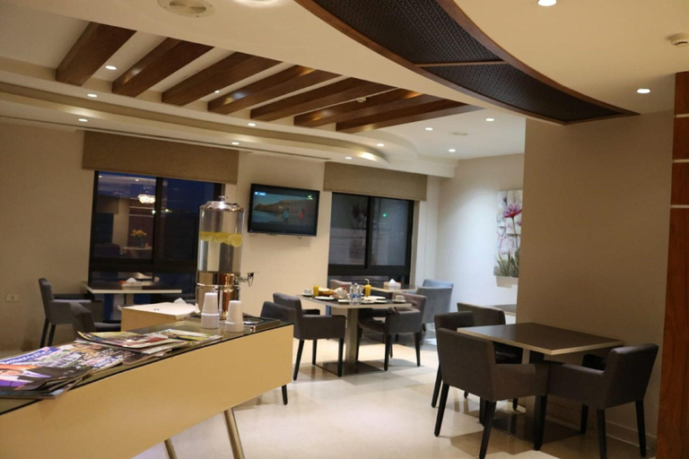 Food & Drinks 5, Celino Hotel, Wadi Essier