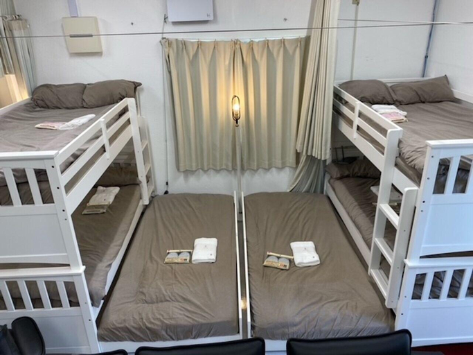 Bedroom 2, Guest House Yaka Soba - Hostel, Ginoza