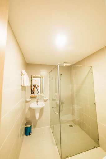 Bathroom 4, Green Hotel Danang, Da Nang