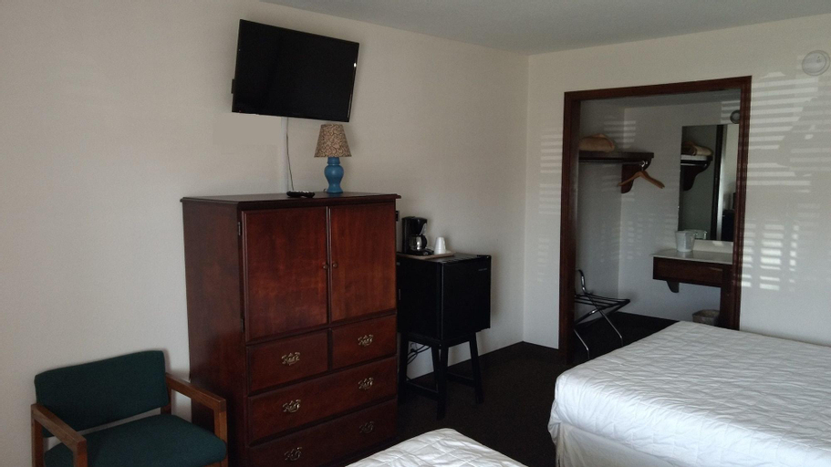 Bedroom 28