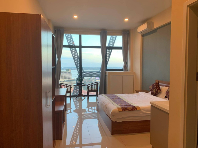 Bedroom 2, Zhongxin Holiday Hotel, Phnom Penh