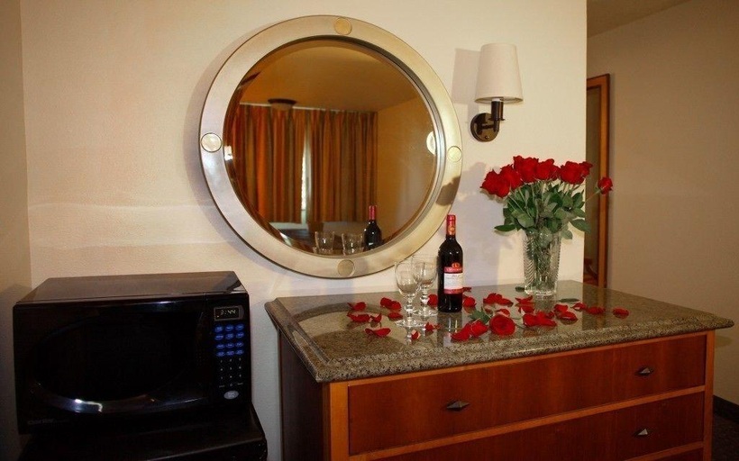 Bedroom 2, Olympic View Inn, Clallam