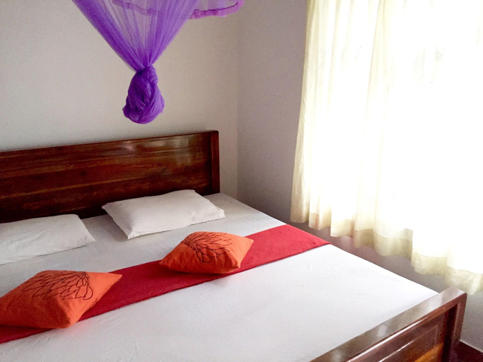 Bedroom 2, Saubagya Inn, N. Palatha East