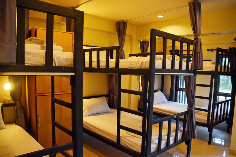 Others, Chang Hostel, Ko Lanta