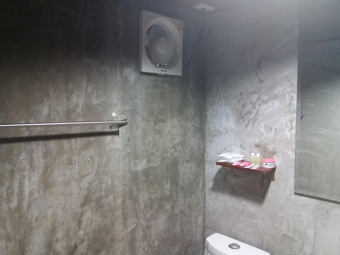 Bathroom 3, Paaon Resort Khaoyai, Pak Chong