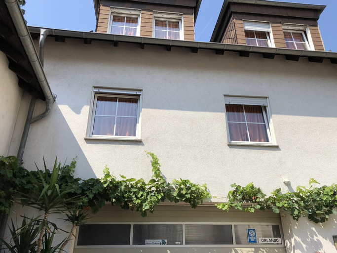 Exterior & Views 12