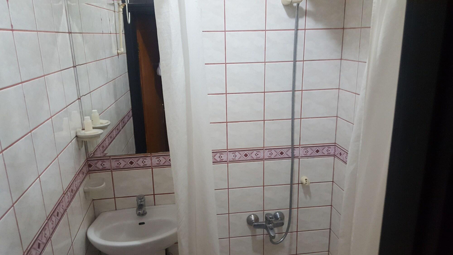 Bathroom, Kadikoy Otel, Kadıköy