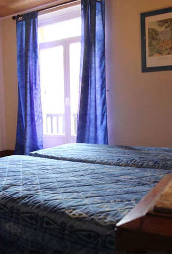 Bedroom 2, Hotel Le Grillon, Ariège