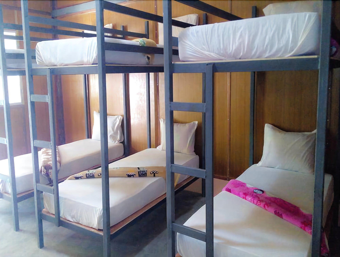 Bedroom 4, FUNKY FISH HOSTEL, Ko Lanta