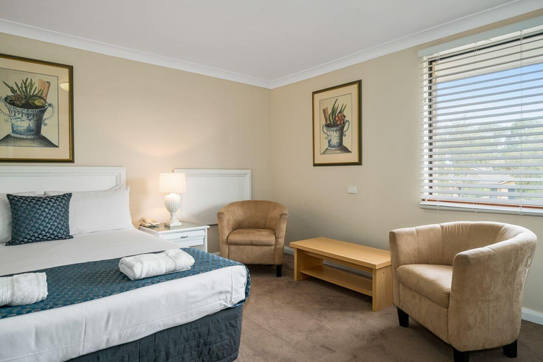 Bedroom 4, Garden City Motor Inn, Wagga Wagga - Pt A