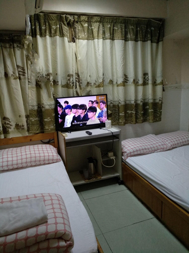 Bedroom 3, South & North House, Kowloon