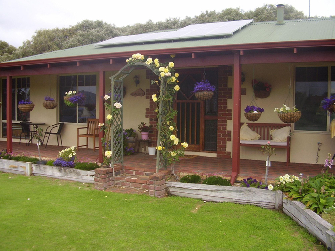 Exterior & Views 1, Busselton Marina Bed and Breakfast, Busselton