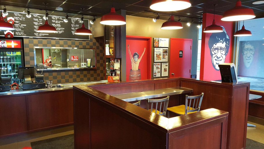 Food & Drinks 5, Victoria Motor Inn, Niagara